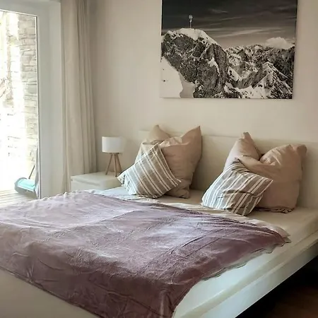 Zentral, Ruhig & Stilvoll Mit Bergpanorama+ Garten * גרמיש-פרטנקירכן