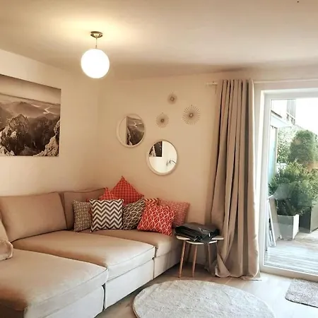 Zentral, Ruhig & Stilvoll Mit Bergpanorama+ Garten * Garmisch-Partenkirchen