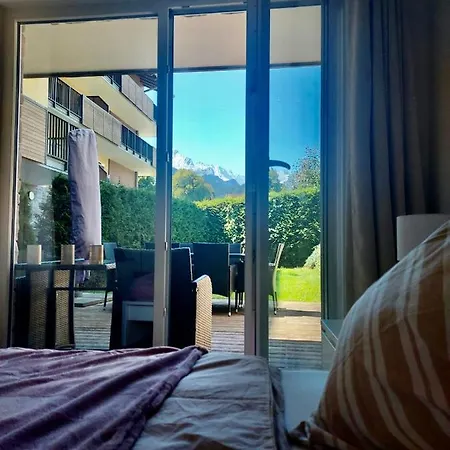 Zentral, Ruhig & Stilvoll Mit Bergpanorama+ Garten Apartment