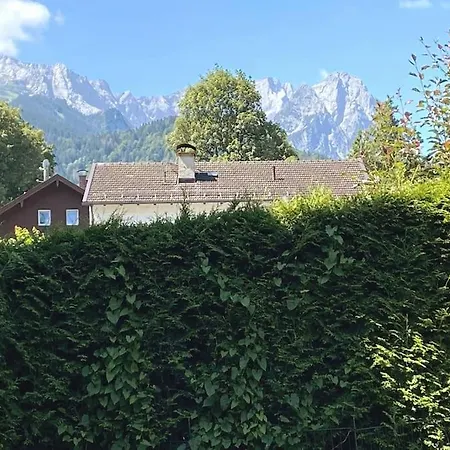 Lejlighed Zentral, Ruhig & Stilvoll Mit Bergpanorama+ Garten *