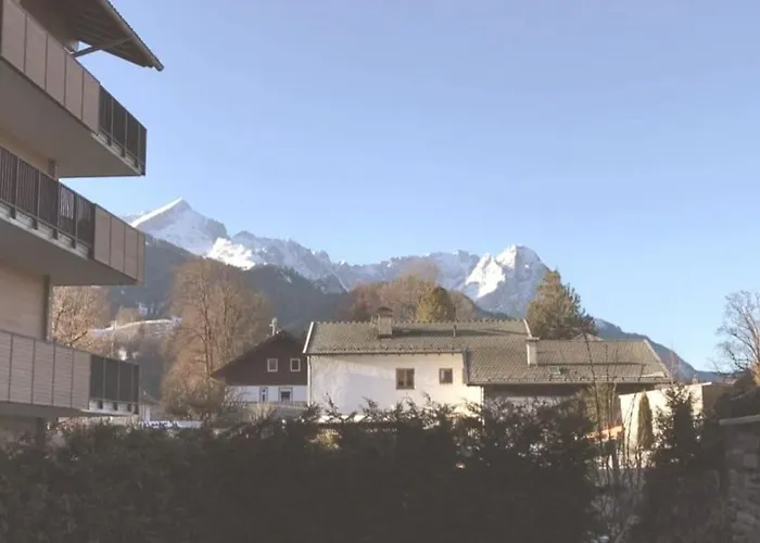 Zentral, Ruhig & Stilvoll Mit Bergpanorama+ Garten * Γκάρμις-Παρτενκίρχεν