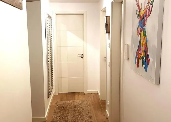 Διαμέρισμα Zentral, Ruhig & Stilvoll Mit Bergpanorama+ Garten